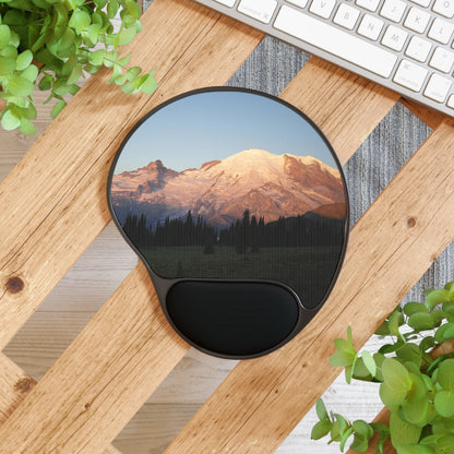 Mt. Rainier Sunrise Mouse Pad With Wrist Rest